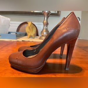 Calvin Klien Brown Platform Leather Round Toe Heels 6.5M